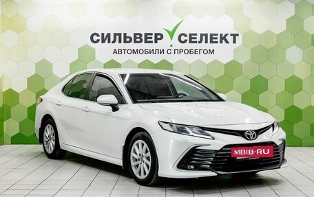 Toyota Camry, 2022 год, 3 600 000 рублей, 5 фотография