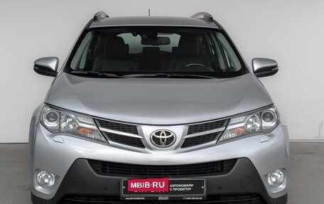 Toyota RAV4, 2015 год, 2 200 000 рублей, 2 фотография