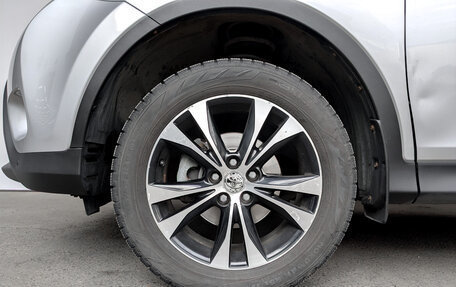 Toyota RAV4, 2015 год, 2 200 000 рублей, 17 фотография