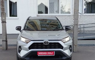 Toyota RAV4, 2022 год, 4 800 000 рублей, 1 фотография