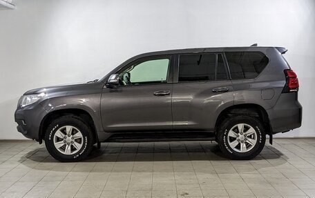 Toyota Land Cruiser Prado 150 рестайлинг 2, 2017 год, 3 500 000 рублей, 8 фотография