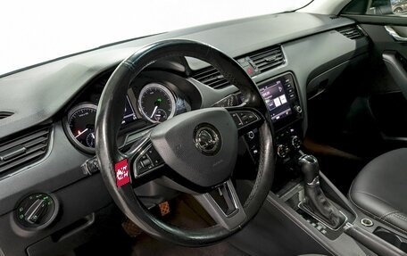 Skoda Octavia, 2020 год, 1 990 000 рублей, 13 фотография