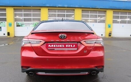 Toyota Camry, 2021 год, 3 500 000 рублей, 8 фотография