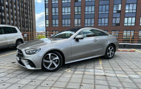 Mercedes-Benz E-Класс, 2020 год, 6 000 000 рублей, 2 фотография