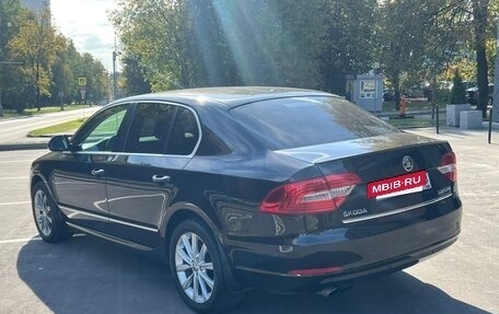 Skoda Superb III рестайлинг, 2013 год, 1 080 000 рублей, 6 фотография