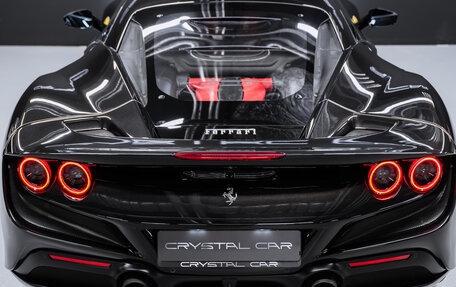 Ferrari F8, 2021 год, 31 000 000 рублей, 10 фотография