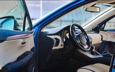 Lexus NX I, 2016 год, 2 400 000 рублей, 4 фотография