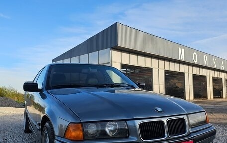 BMW 3 серия, 1993 год, 315 000 рублей, 1 фотография