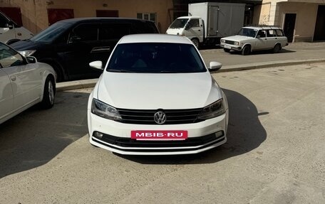 Volkswagen Jetta VI, 2016 год, 1 030 000 рублей, 4 фотография