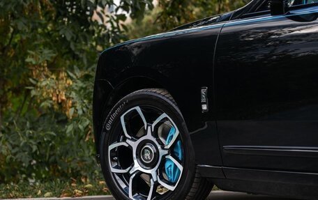 Rolls-Royce Cullinan, 2025 год, 77 500 000 рублей, 5 фотография