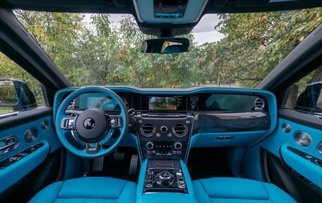 Rolls-Royce Cullinan, 2025 год, 77 500 000 рублей, 7 фотография