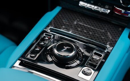 Rolls-Royce Cullinan, 2025 год, 77 500 000 рублей, 13 фотография