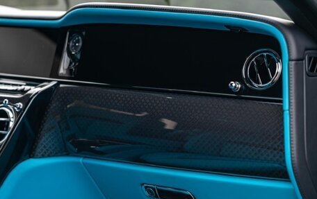 Rolls-Royce Cullinan, 2025 год, 77 500 000 рублей, 26 фотография