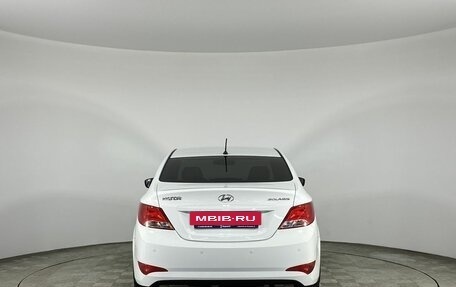 Hyundai Solaris II рестайлинг, 2015 год, 945 000 рублей, 6 фотография