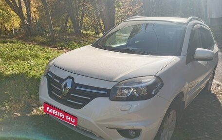 Renault Koleos I рестайлинг 2, 2014 год, 1 360 000 рублей, 1 фотография