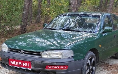 Toyota Camry, 1993 год, 235 000 рублей, 1 фотография