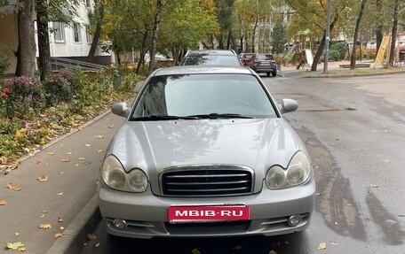 Hyundai Sonata IV рестайлинг, 2004 год, 330 000 рублей, 1 фотография