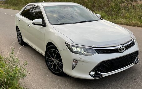 Toyota Camry, 2016 год, 2 090 000 рублей, 3 фотография