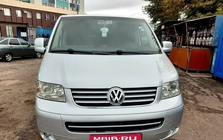 Volkswagen Multivan T5, 2004 год, 859 000 рублей, 3 фотография