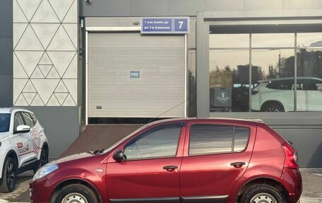 Renault Sandero I, 2010 год, 405 000 рублей, 2 фотография