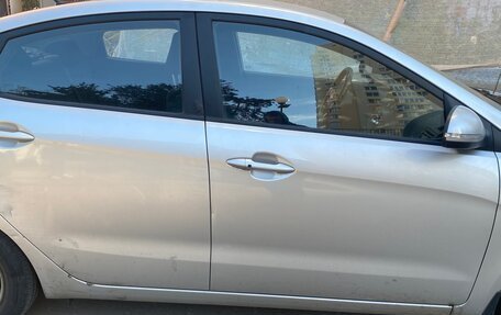 KIA Rio III рестайлинг, 2012 год, 750 000 рублей, 3 фотография
