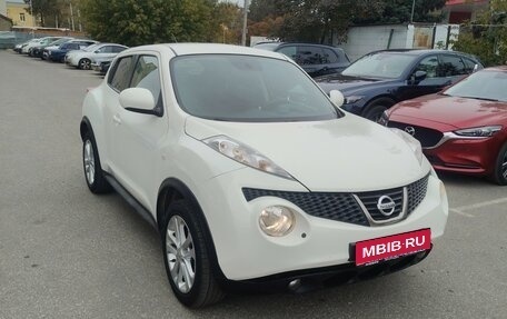 Nissan Juke II, 2012 год, 900 000 рублей, 2 фотография