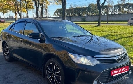 Toyota Camry, 2017 год, 2 150 000 рублей, 4 фотография