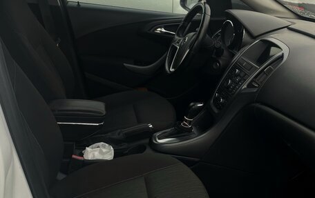 Opel Astra J, 2013 год, 750 000 рублей, 4 фотография