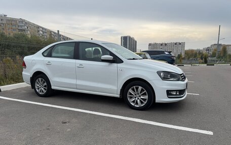 Volkswagen Polo VI (EU Market), 2017 год, 1 100 000 рублей, 2 фотография