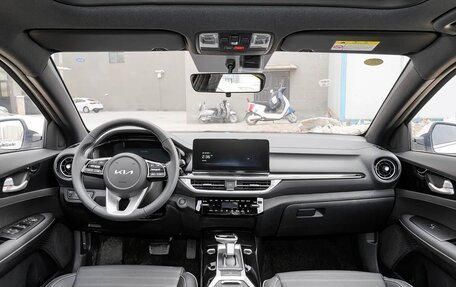 KIA K3, 2025 год, 2 135 000 рублей, 9 фотография