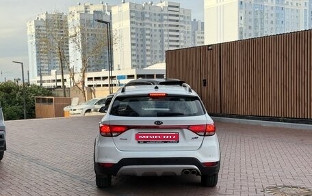 KIA Rio IV, 2018 год, 895 000 рублей, 5 фотография