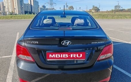 Hyundai Solaris II рестайлинг, 2015 год, 900 000 рублей, 5 фотография