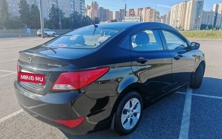 Hyundai Solaris II рестайлинг, 2015 год, 900 000 рублей, 4 фотография