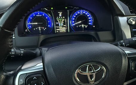 Toyota Camry, 2016 год, 2 350 000 рублей, 17 фотография