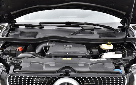 Mercedes-Benz V-Класс, 2022 год, 4 990 000 рублей, 9 фотография