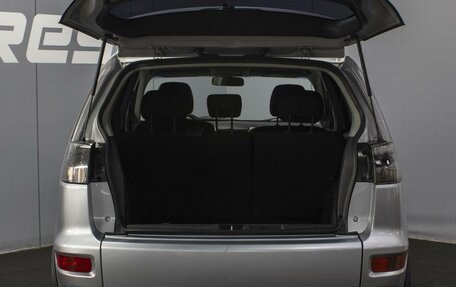 Mitsubishi Outlander III рестайлинг 3, 2010 год, 1 100 000 рублей, 18 фотография