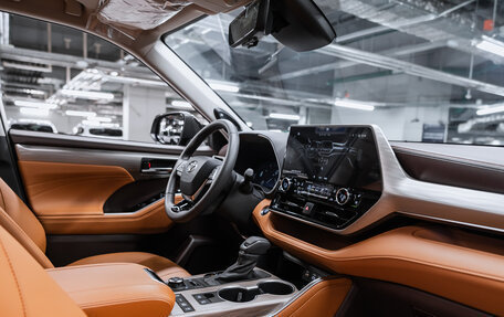 Toyota Highlander, 2025 год, 6 300 000 рублей, 11 фотография