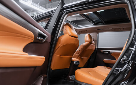 Toyota Highlander, 2025 год, 6 300 000 рублей, 22 фотография