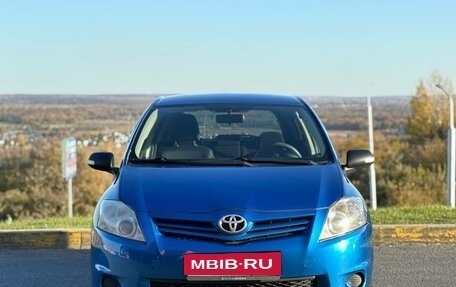 Toyota Auris II, 2010 год, 1 070 000 рублей, 2 фотография