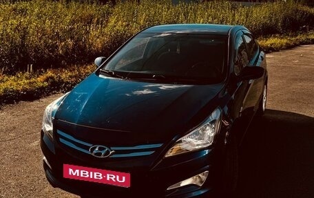 Hyundai Solaris II рестайлинг, 2014 год, 1 020 000 рублей, 10 фотография