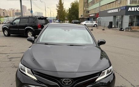 Toyota Camry, 2020 год, 3 000 000 рублей, 3 фотография