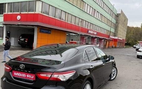 Toyota Camry, 2020 год, 3 000 000 рублей, 6 фотография