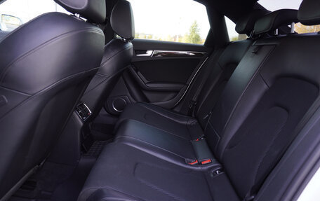 Audi A4, 2015 год, 1 881 000 рублей, 20 фотография