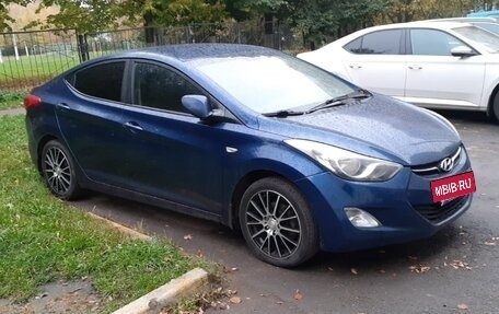Hyundai Elantra V, 2012 год, 880 000 рублей, 2 фотография