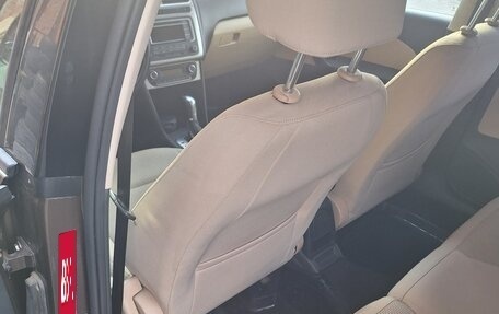Volkswagen Polo VI (EU Market), 2015 год, 1 250 000 рублей, 10 фотография
