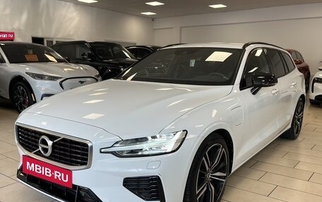 Volvo V60 II, 2020 год, 3 001 510 рублей, 1 фотография