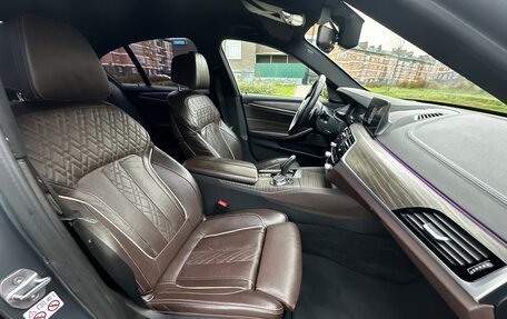 BMW 5 серия, 2019 год, 4 050 000 рублей, 13 фотография