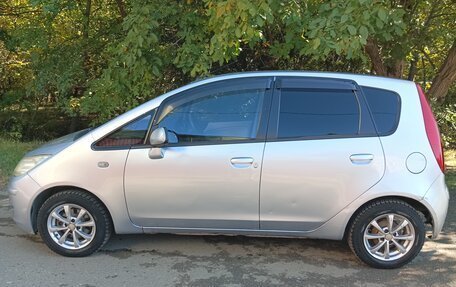 Mitsubishi Colt VI рестайлинг, 2003 год, 285 000 рублей, 4 фотография
