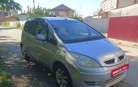 Mitsubishi Colt VI рестайлинг, 2003 год, 285 000 рублей, 2 фотография