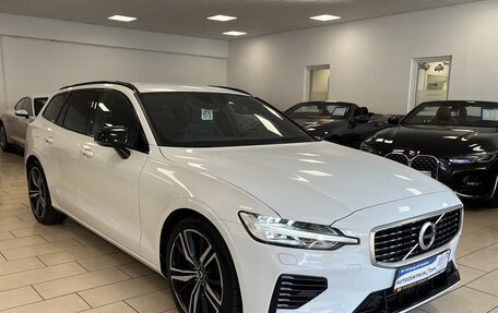 Volvo V60 II, 2020 год, 3 001 510 рублей, 3 фотография
